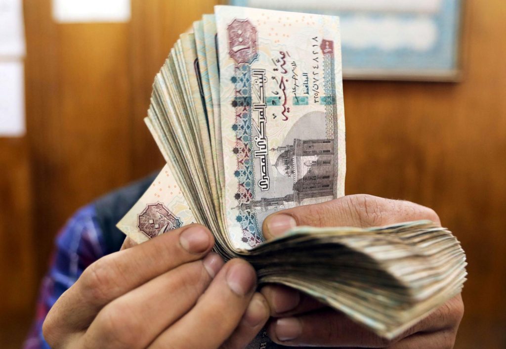 الجنيه تحت الضغط ولكن "رخيص": رؤية بنك أوف أمريكا للنصف الثاني من 2025 