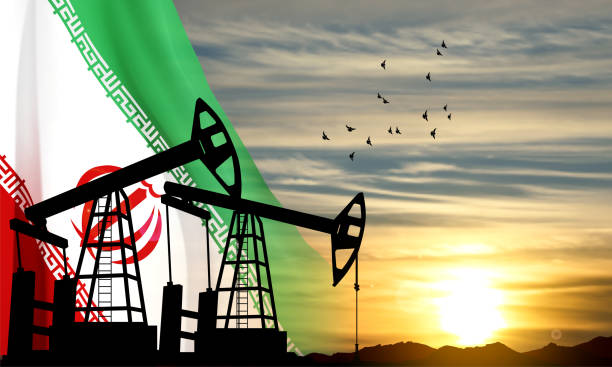 النفط تحت الضغط: تراجع الأسعار رغم التوترات الجيوسياسية