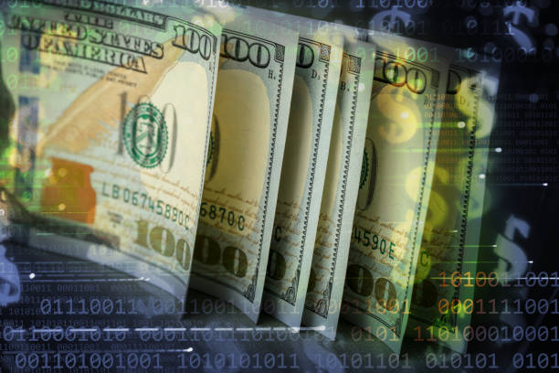 الدولار يتراجع مع تصاعد رهانات تخفيض الفائدة والتوترات السياسية