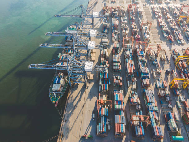 قطاع الفضاء يدخل مرحلة الحسم: من يملك الحجم والقدرة على البقاء؟ 1 قطاع الفضاء يدخل مرحلة الحسم: من يملك الحجم والقدرة على البقاء؟