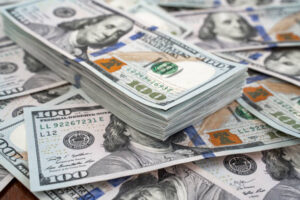 الفيدرالي في الواجهة: توقعات خفض الفائدة تدعم الدولار وتربك العملات العالمية 1 الفيدرالي في الواجهة: توقعات خفض الفائدة تدعم الدولار وتربك العملات العالمية